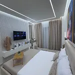 Marevista Escape גולם
